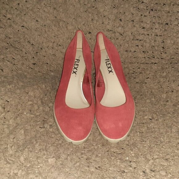 The FLEXX-Red Suede Uppers-Rubber Block Heel/Sole-Pumps-Sz 37/6-Near Mint - Picture 3 of 7